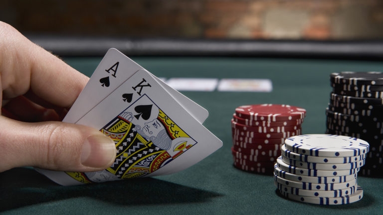 What You Should Know About Blackjack And Its Bonuses