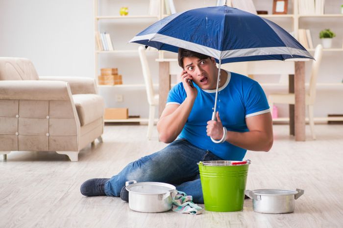 6 Tips for Handling Water Damage Incidents to Your Property thumbnail