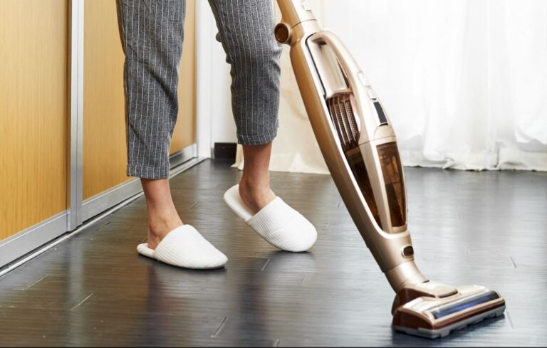5 Best Vacuums For Concrete Floors In 2023