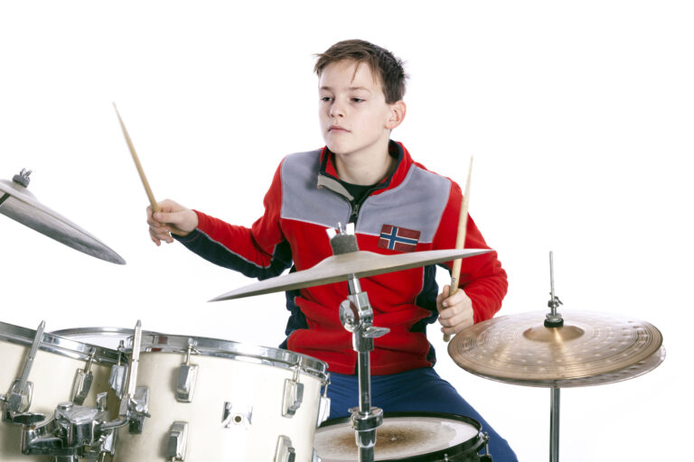 How to Choose the Drum Set for Kids and Beginners – 2023 Guide