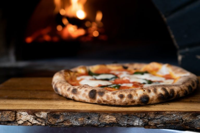 Choosing Pizza Oven for Home Use: Pro Tips and Recommendations