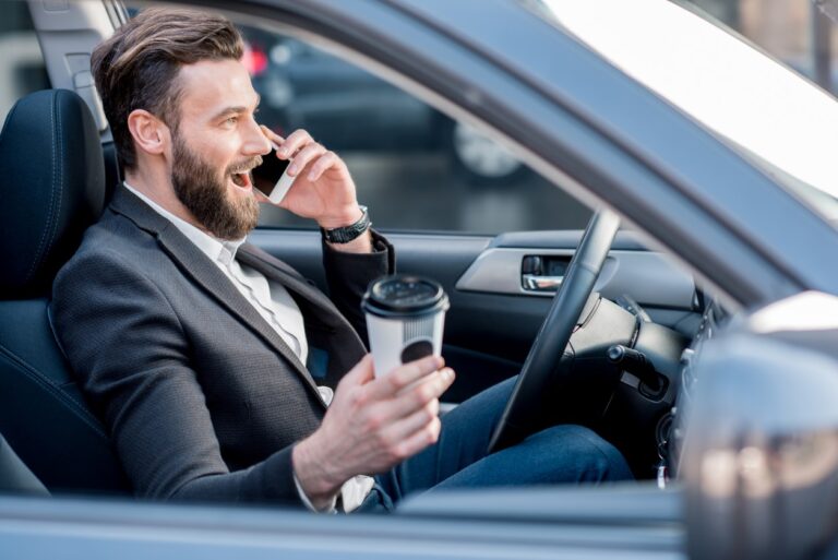 5 Bad Habits That Drivers Should Avoid