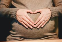 Simple Self-Care Habits for Expecting Mothers