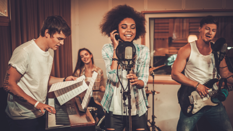 7 Things to Try If You are Looking for Musicians or Bands to Hire