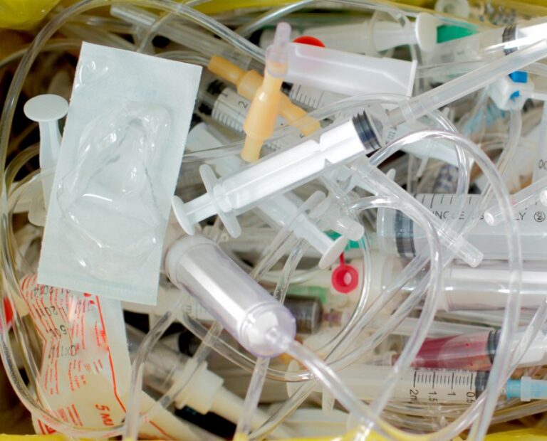 How To Dispose Of Hospital Waste? Tips And Tricks 