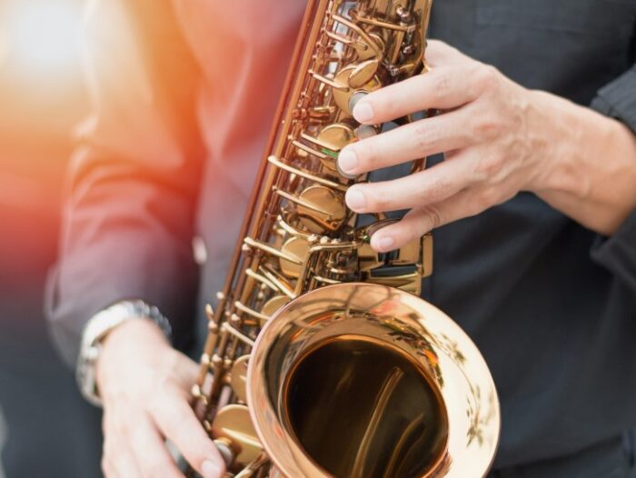 7 Easy Ways to Learn the Saxophone