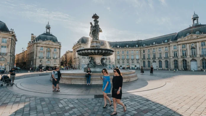 How Many Days in Bordeaux-from Weekend Escapes to Extended Adventures - 2024 Guide